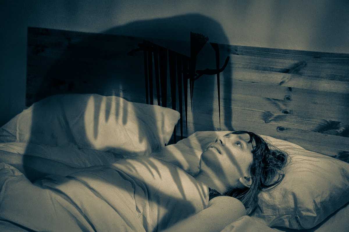 К чему снится паралич - значение сна паралич по соннику