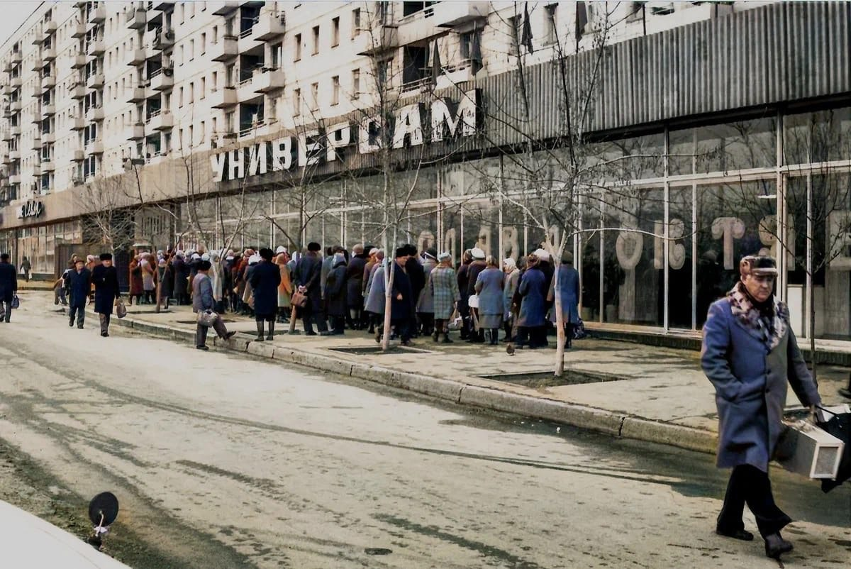 К чему снится плакать?