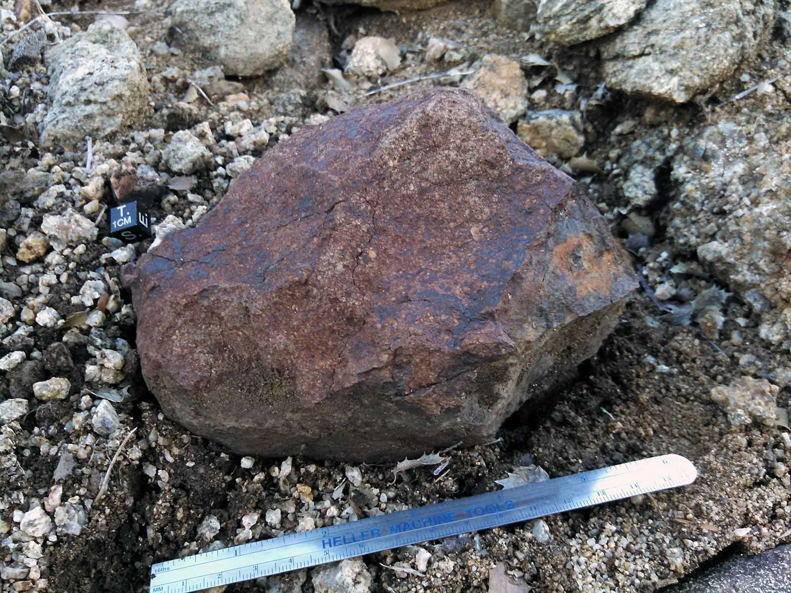 К чему снится метеорит падает на землю? толкование сна метеорит в сонниках