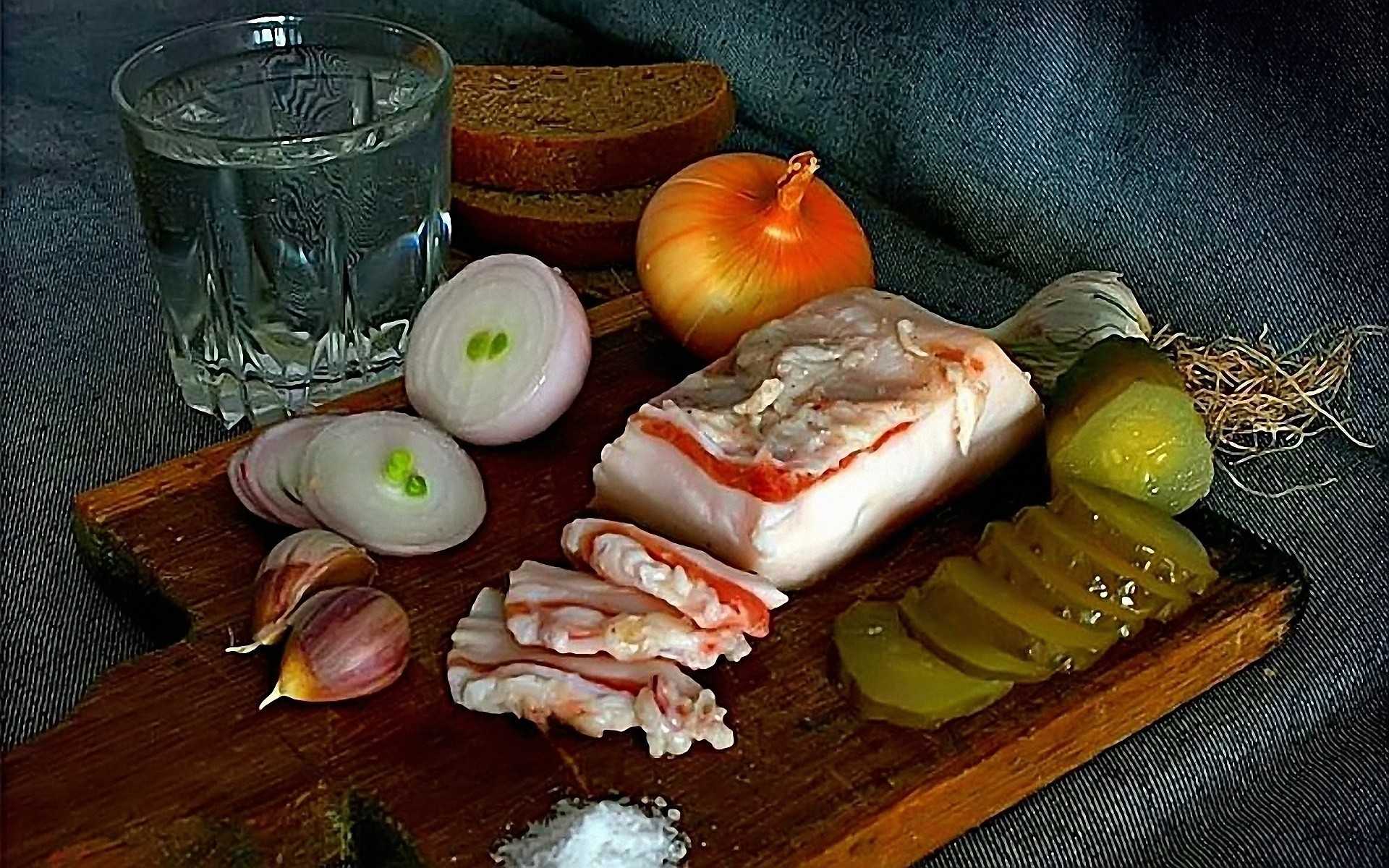 Жарить рыбу — толкование сна по сонникам