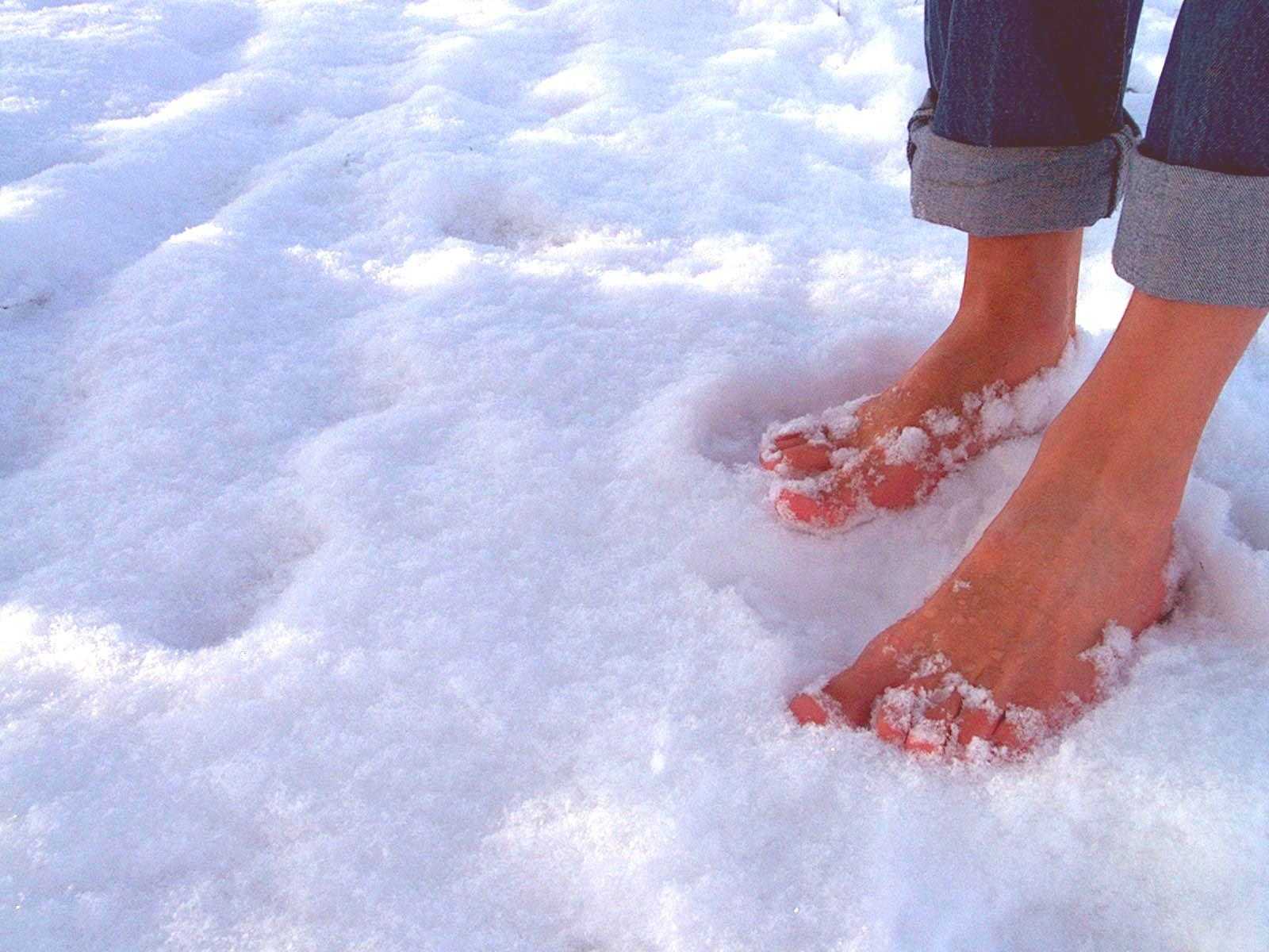 Сонник: ходить босиком