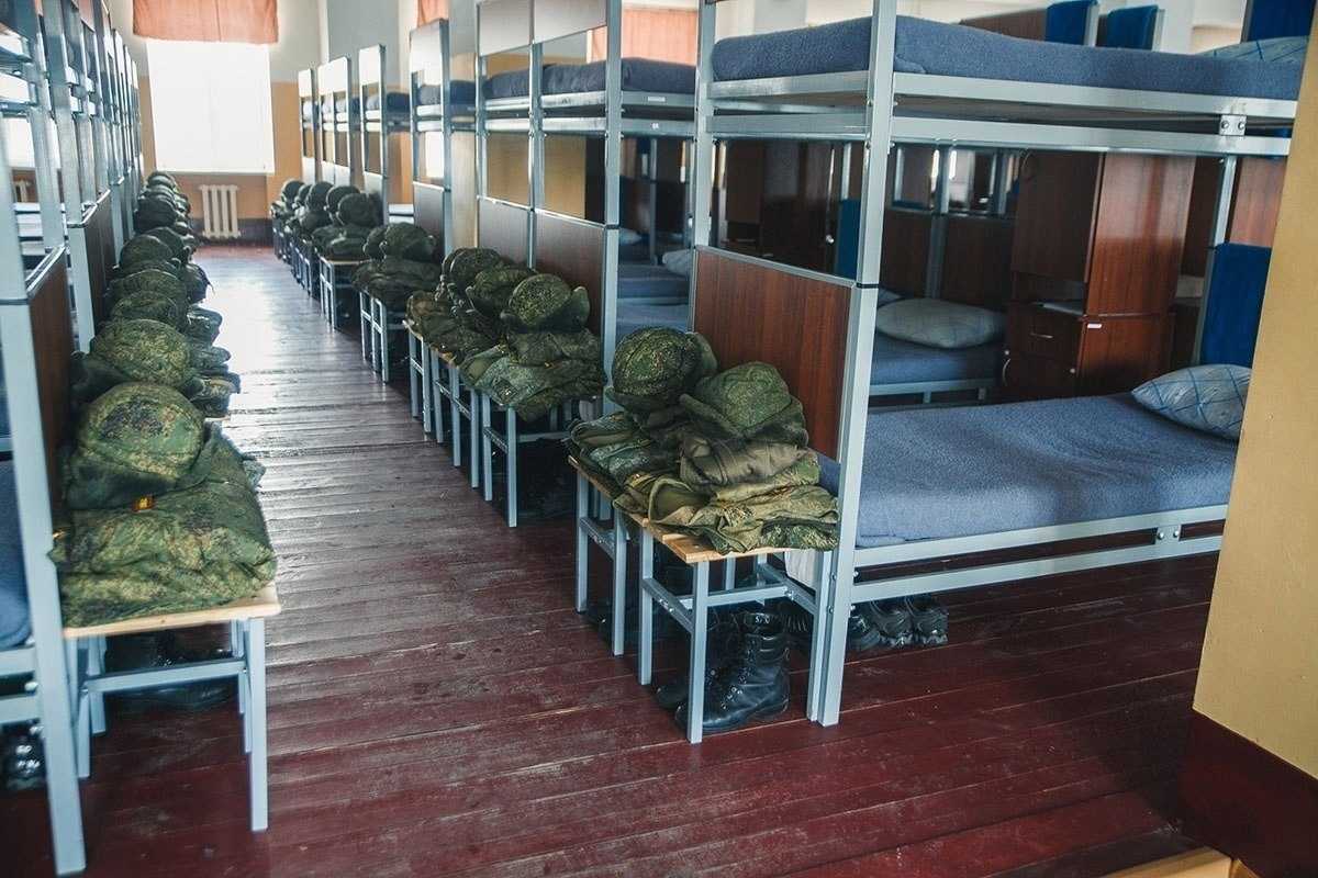 К чему снится армия?